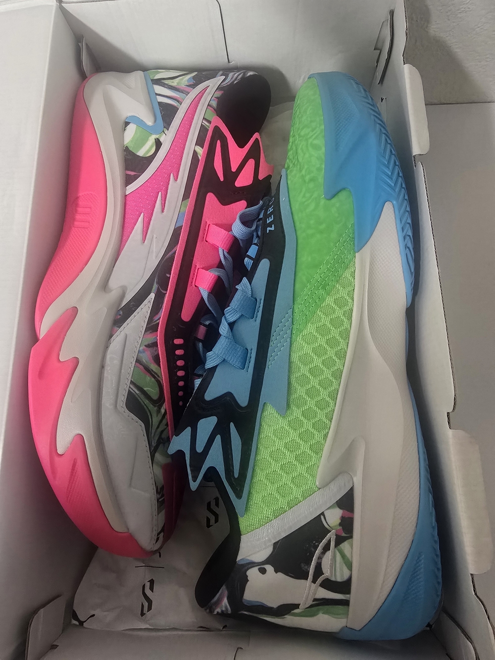 Men's size 13 Scoot Zeros Basketball Sneakers